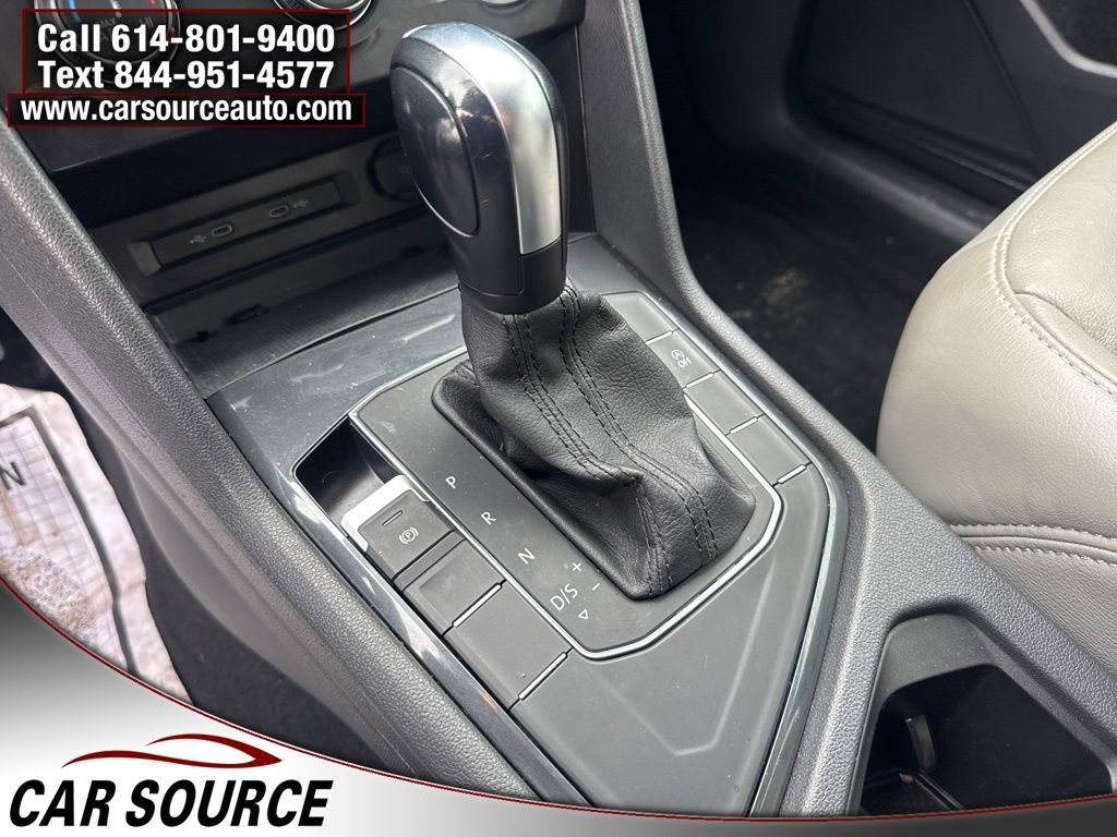 Used 2020 Volkswagen Tiguan S image 10
