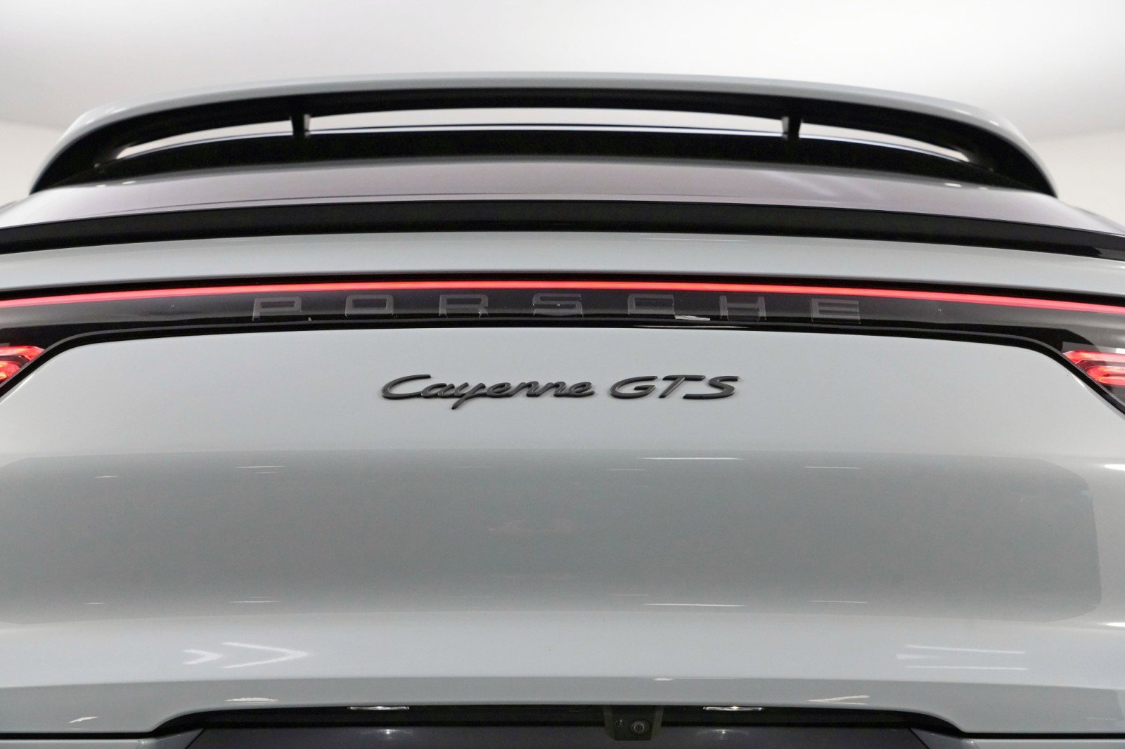 Used 2022 Porsche Cayenne GTS AWD/4WD image 62