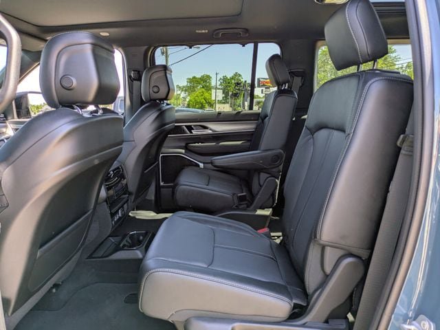 New 2026 Jeep Grand Wagoneer Limited image 16