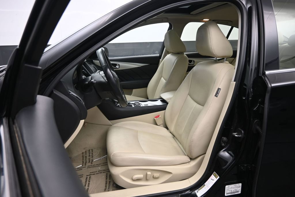 Used 2020 INFINITI Q50 Luxe w/ Essential Package (3.0T Luxe) AWD/4WD image 23