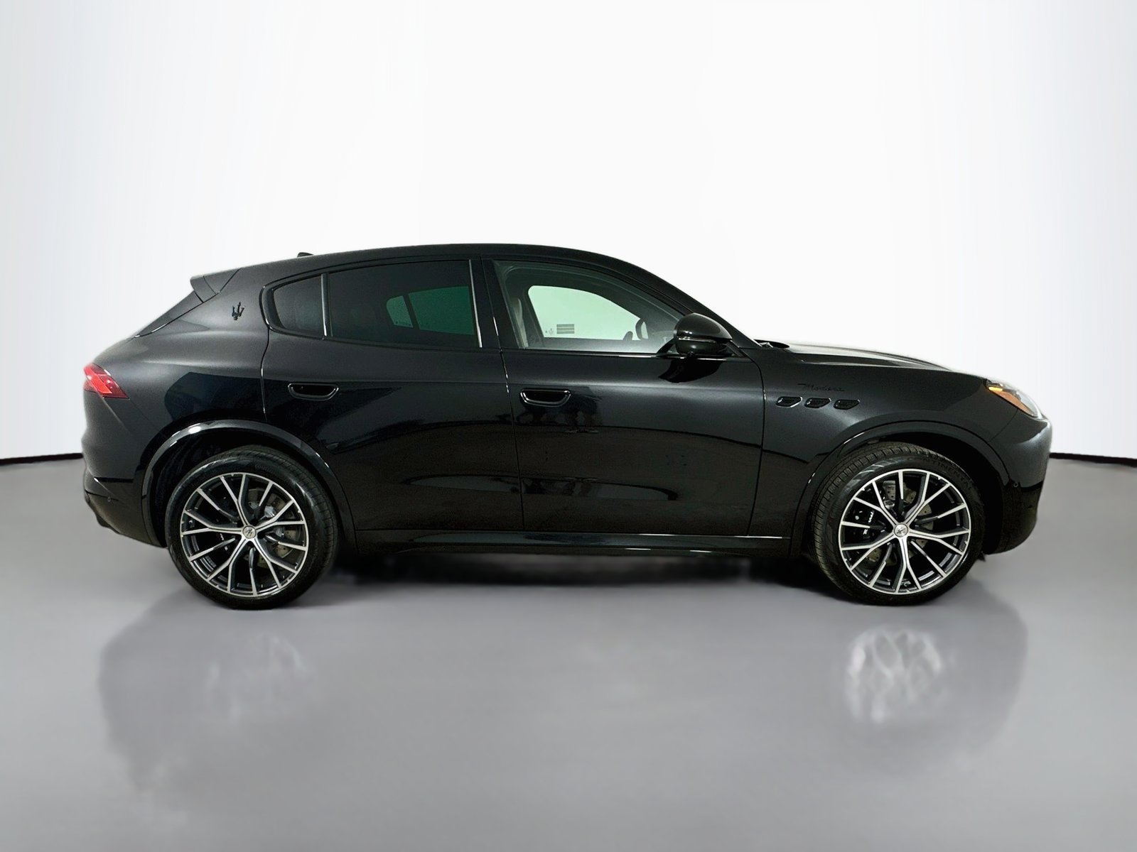 New 2026 Maserati Grecale Modena AWD/4WD image 4