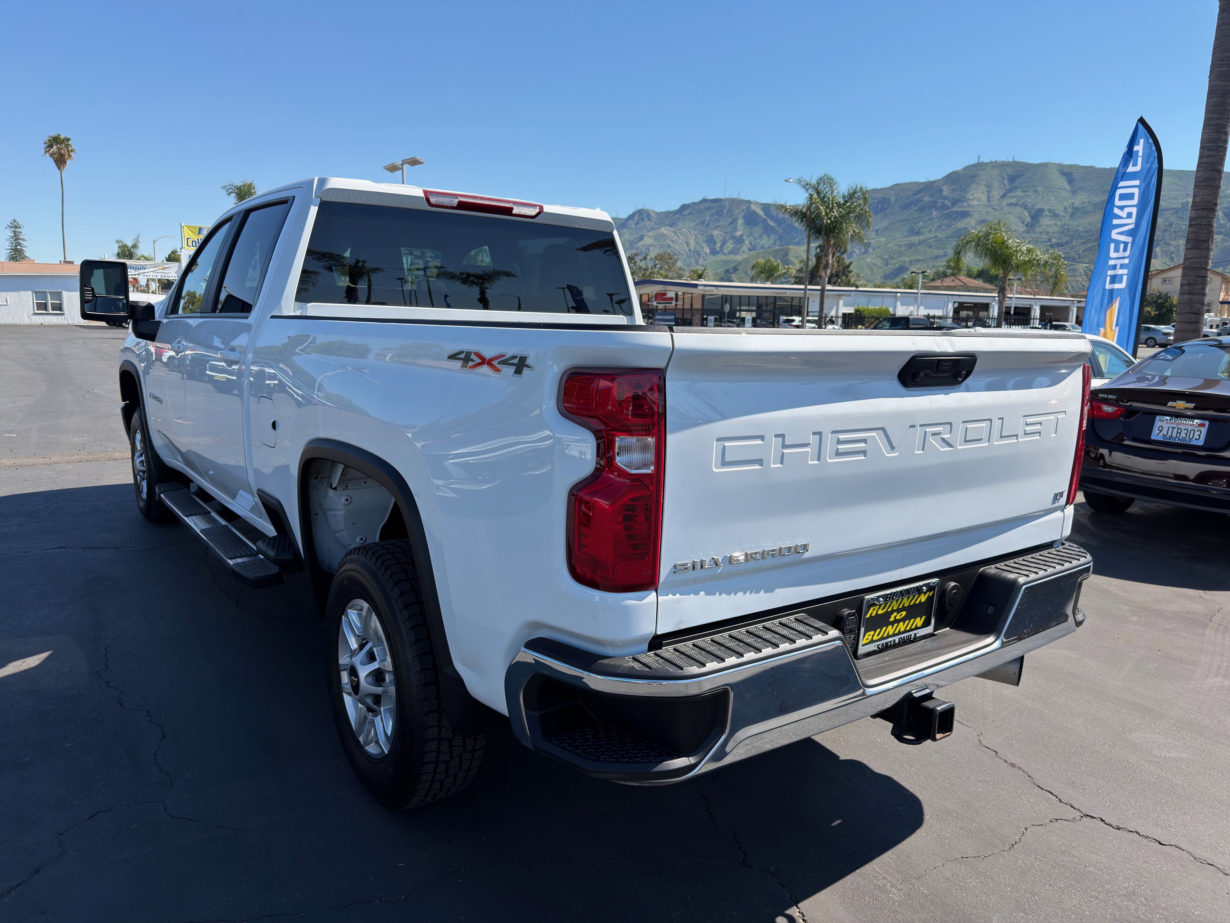 Used 2025 Chevrolet Silverado 2500 LT w/ Convenience Package image 6