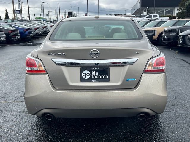 Used 2014 Nissan Altima 2.5 S w/ Display Audio Package image 10