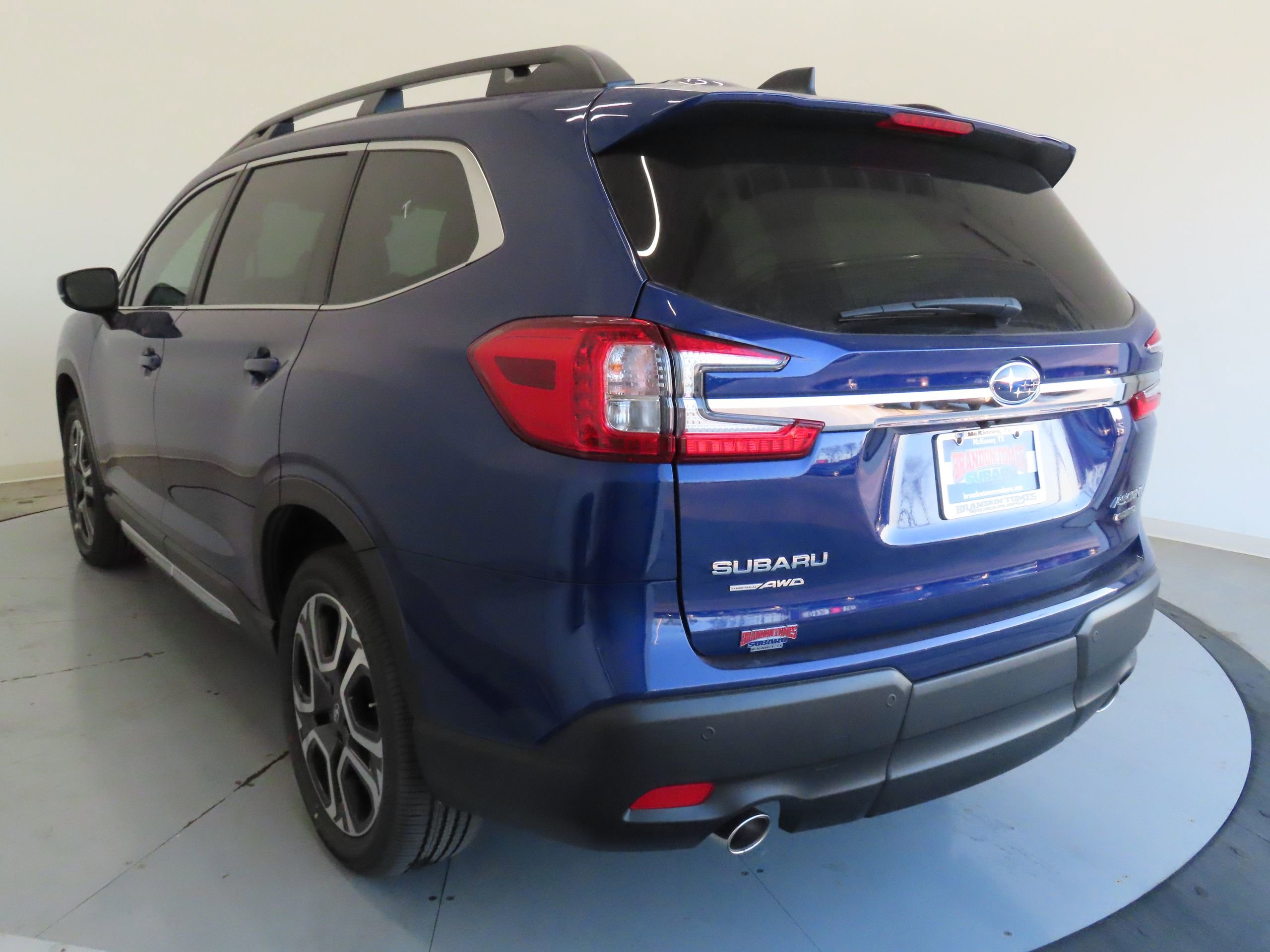 New 2026 Subaru Ascent Limited image 7