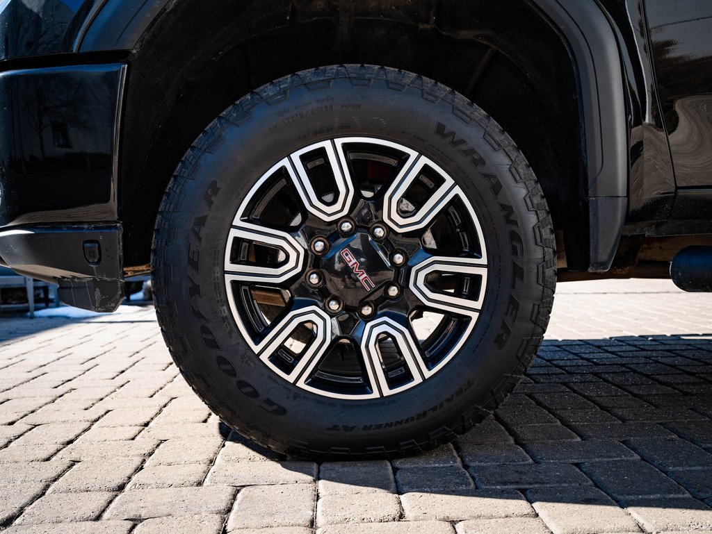 Used 2023 GMC Sierra 2500 AT4 w/ Gooseneck/5TH Wheel Package image 13