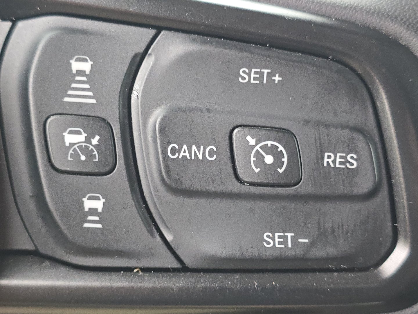 Used 2024 Jeep Wrangler Unlimited AWD/4WD image 31