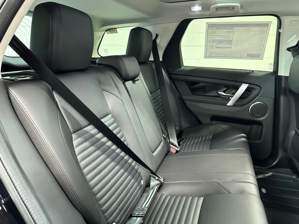 New 2025 Land Rover Discovery Sport S image 26