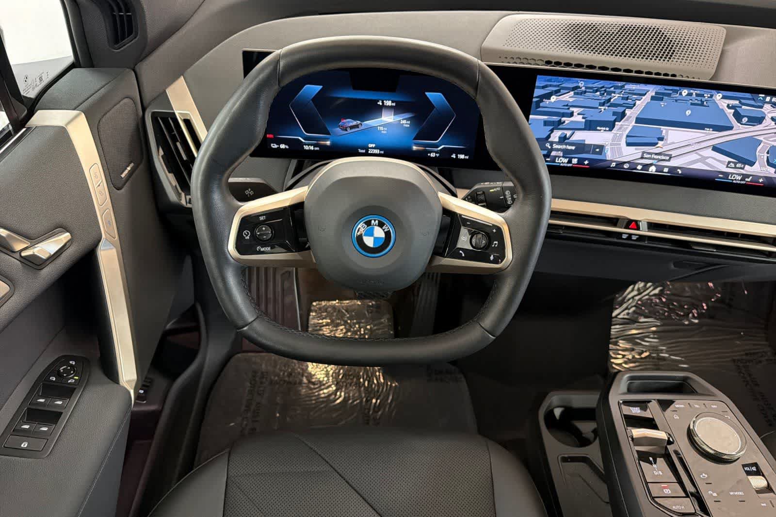 Used 2024 BMW iX xDrive50 w/ Premium Package AWD/4WD image 14