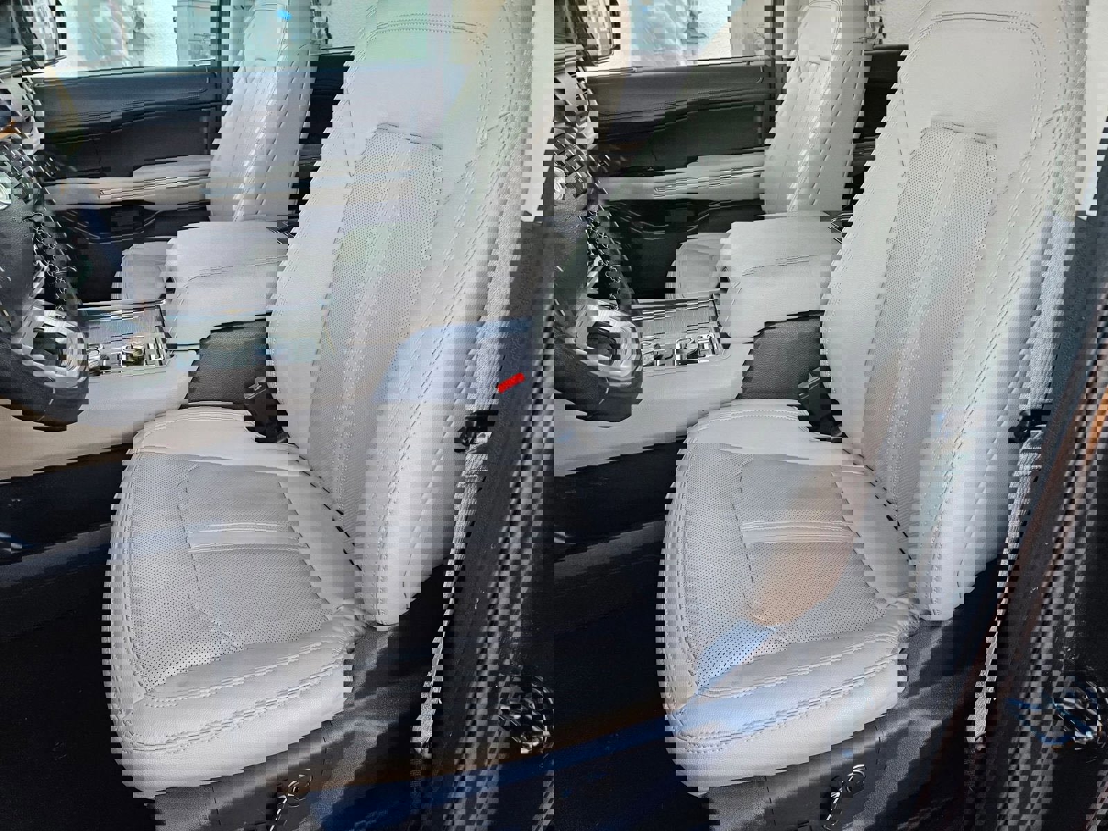 Used 2024 Ford Expedition Max Limited image 22