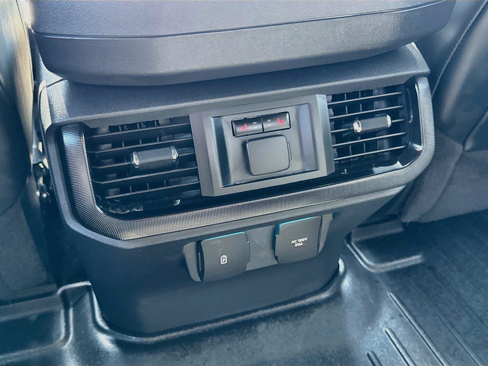 Used 2023 Ford F150 Lightning Platinum AWD/4WD image 26