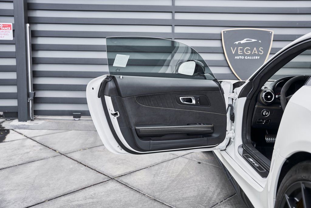 Used 2019 Mercedes-Benz AMG GT R image 44