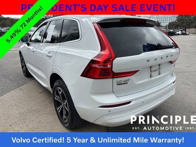 Certified 2022 Volvo XC60 B5 Momentum image 7