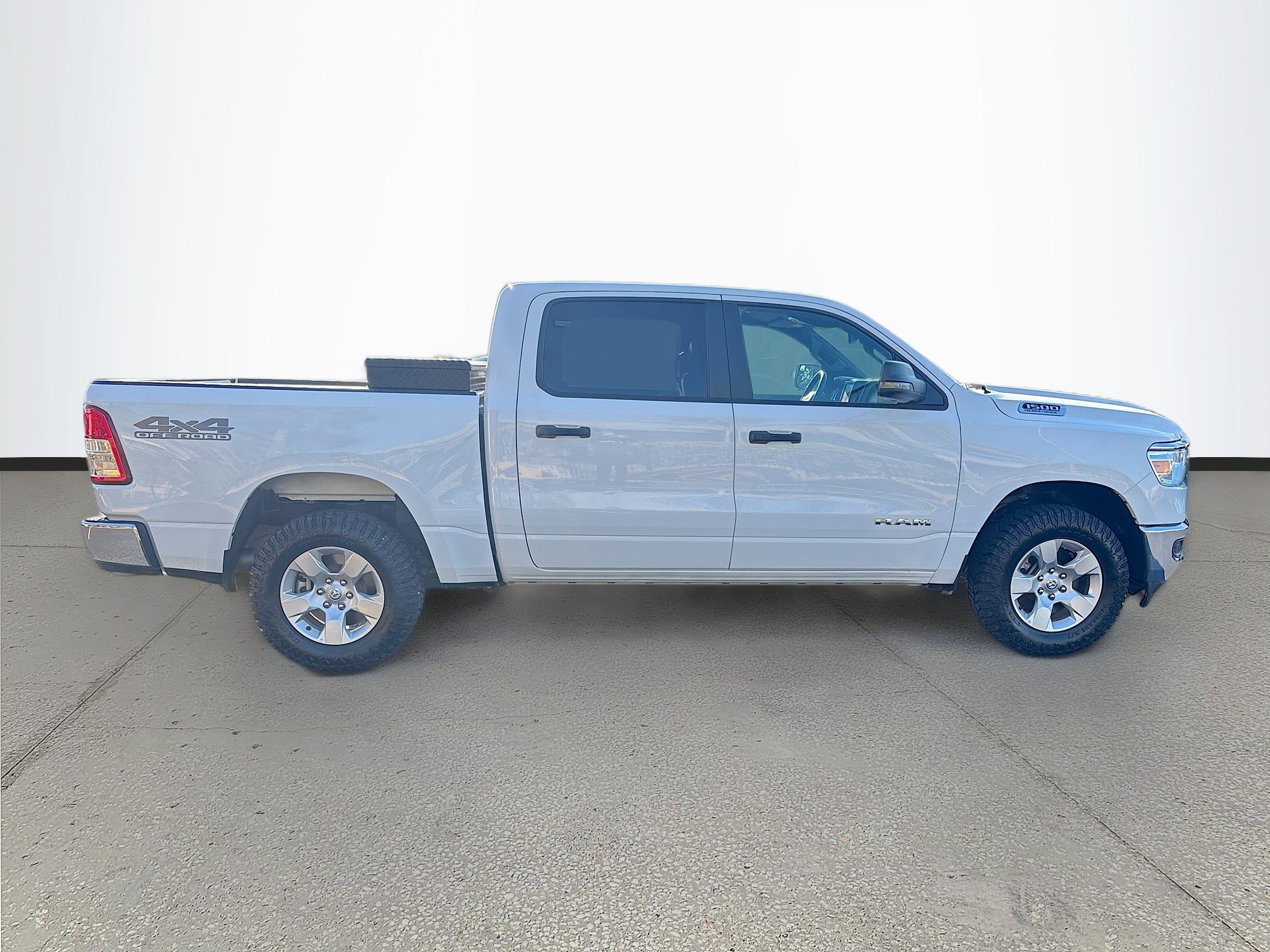 Used 2024 RAM 1500 Big Horn image 2