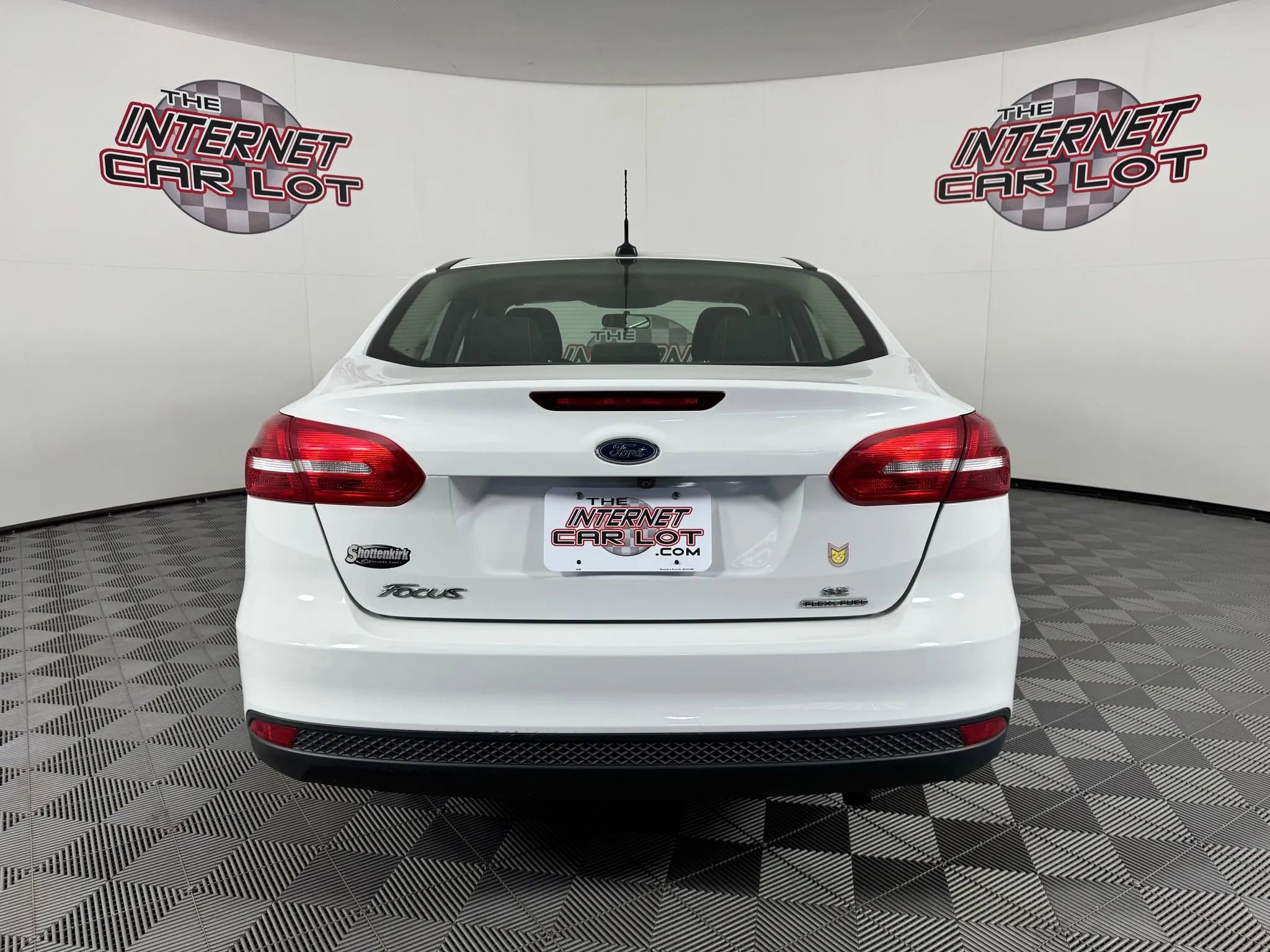 Used 2015 Ford Focus SE image 6