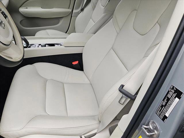 Used 2025 Volvo S60 B5 Core w/ Protection Package Premier image 14