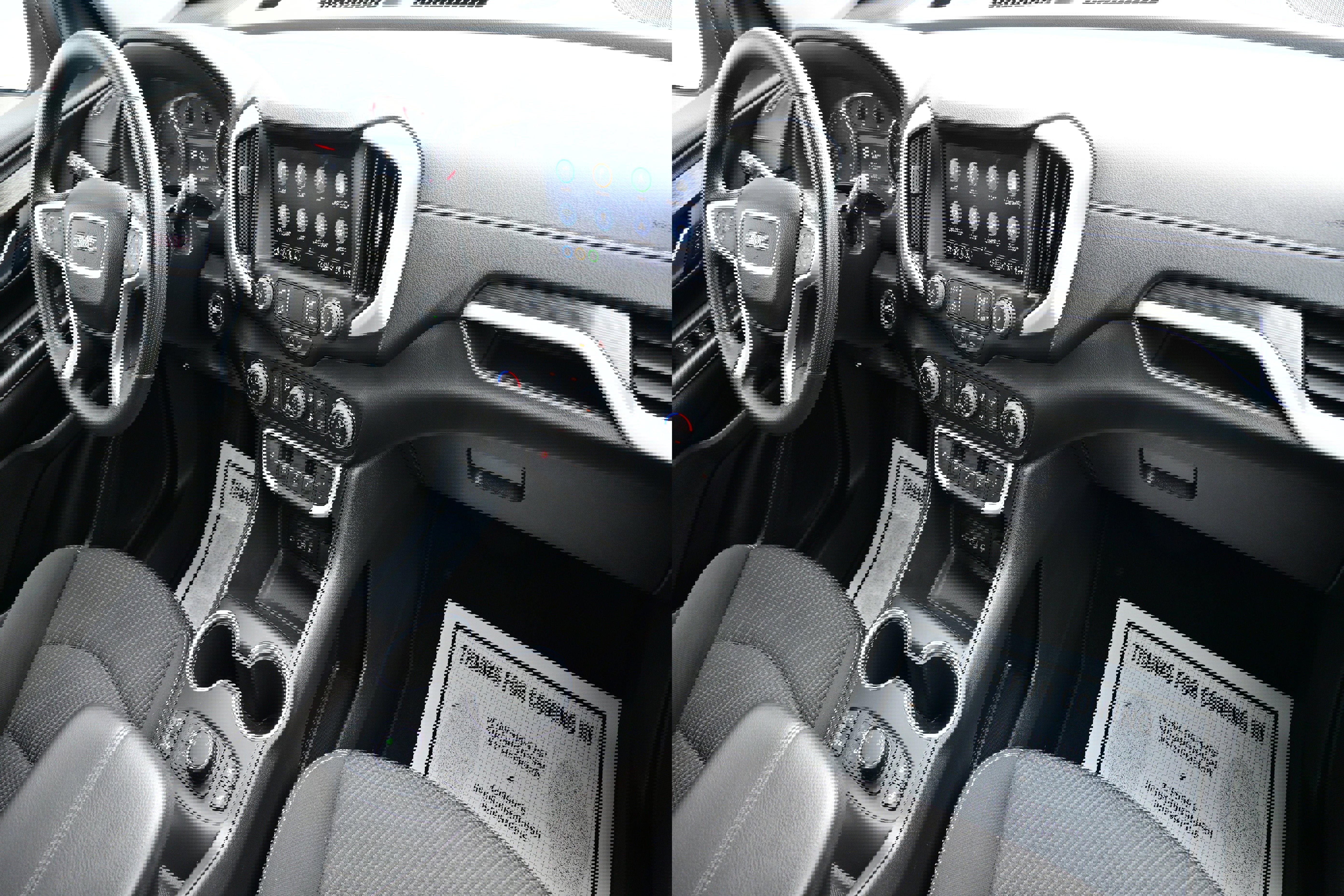 Used 2023 GMC Terrain SLE w/ Driver Convenience Package image 21