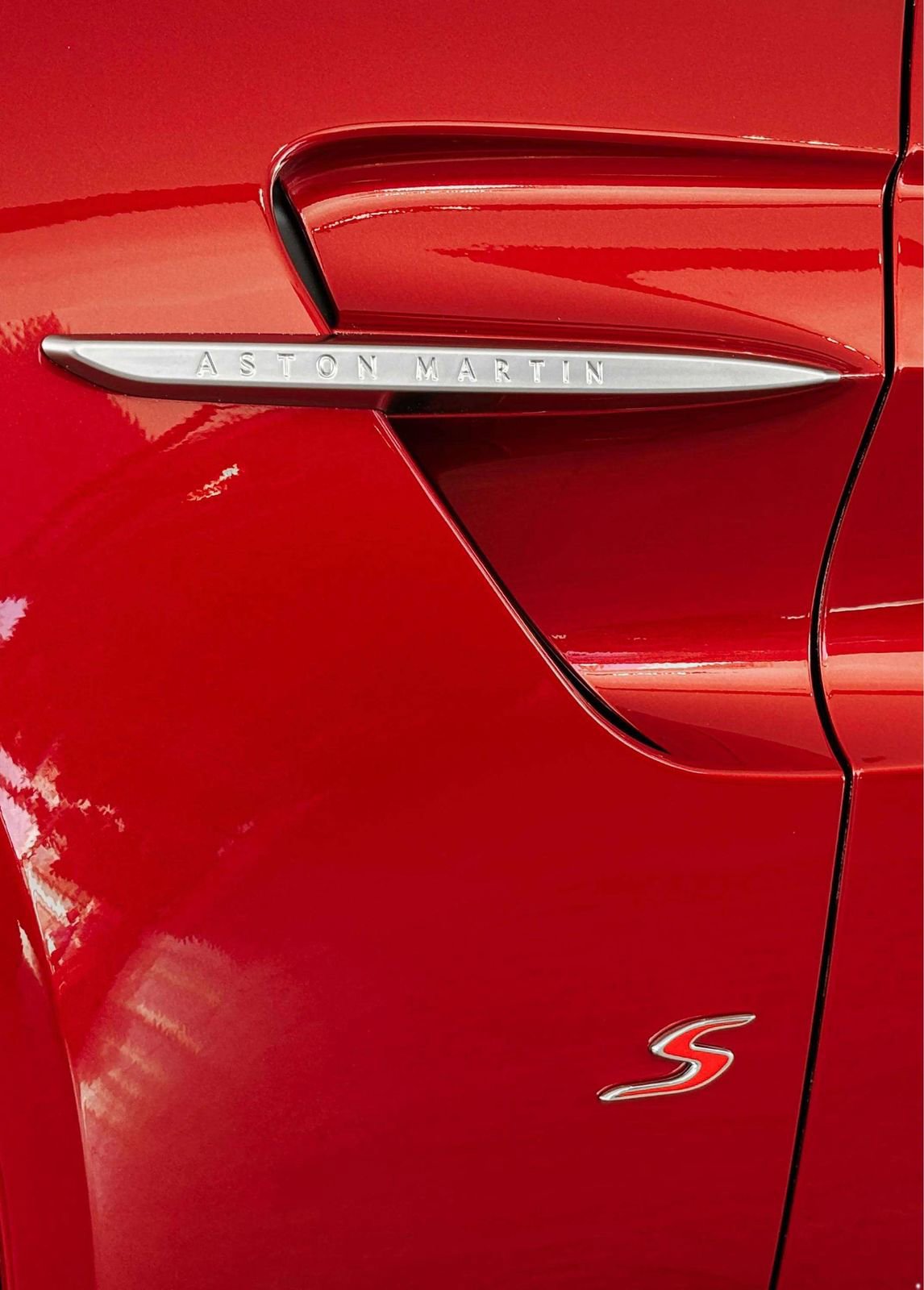 New 2026 Aston Martin V8 Vantage S image 15