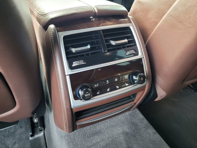 Used 2018 BMW 750i image 12