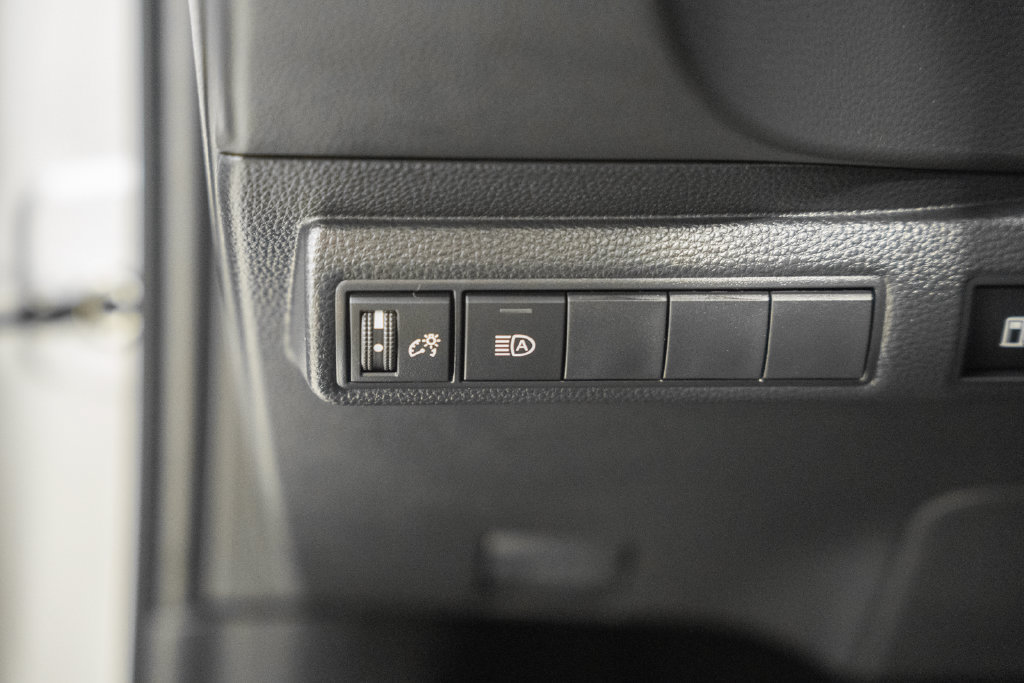 Certified 2025 Toyota Corolla LE w/ LE Premium Package FWD image 36