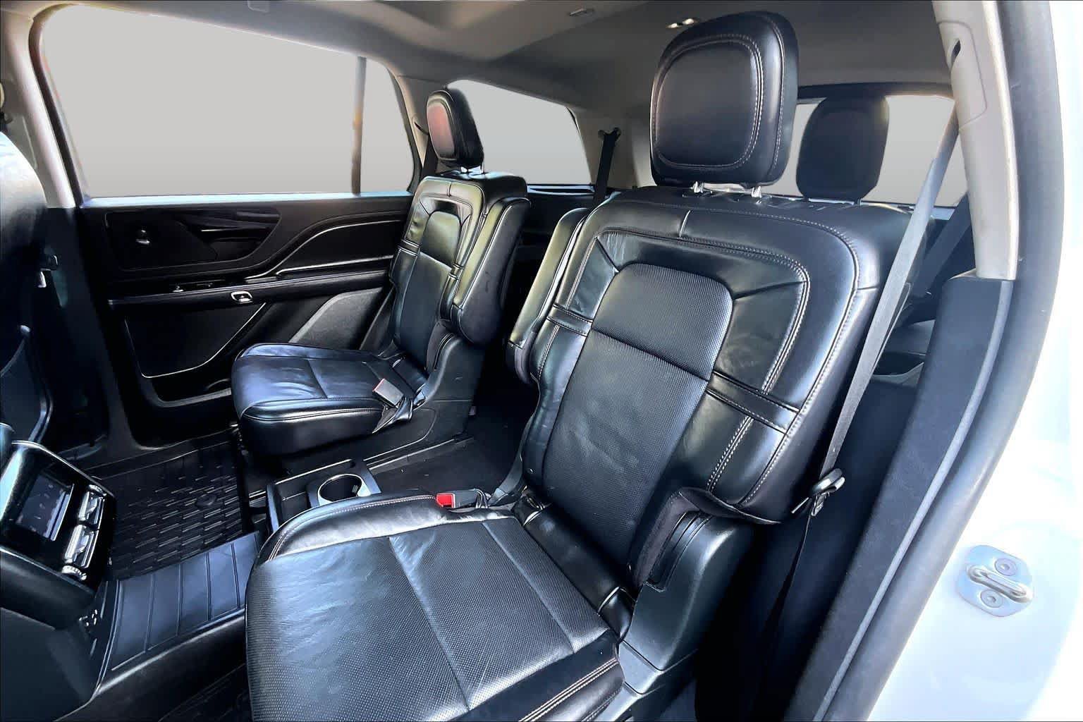 Used 2021 Lincoln Aviator Reserve w/ Elements Package Plus RWD image 20