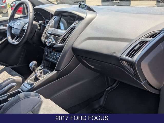 Used 2017 Ford Focus RS AWD/4WD image 25