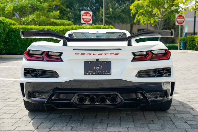 Used 2024 Chevrolet Corvette Z06 w/ Z07 Performance Package RWD image 25