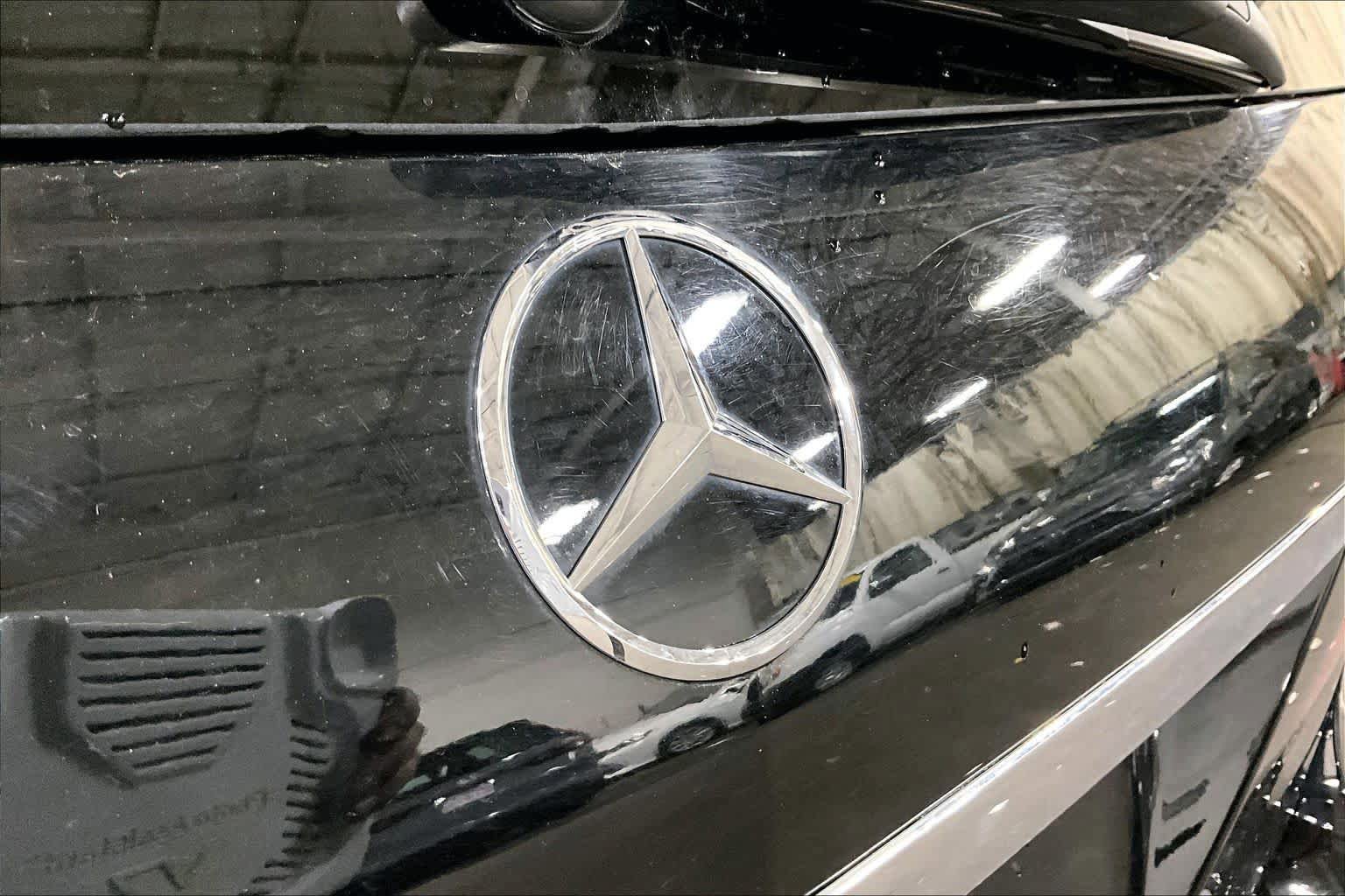 Used 2018 Mercedes-Benz GLS 550 4MATIC image 31