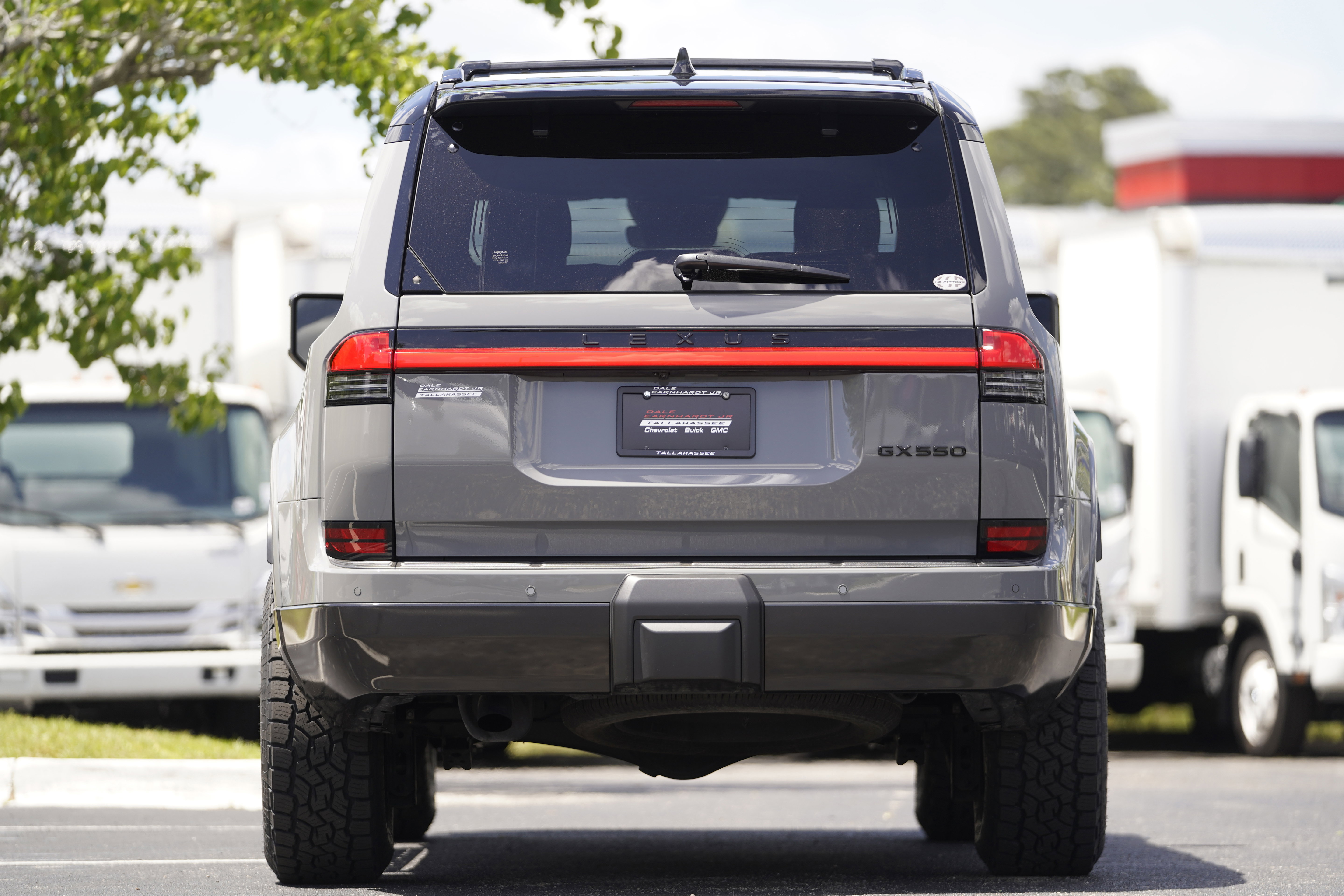 Used 2025 Lexus GX 550 w/ Accessory Package (2T) AWD/4WD image 51
