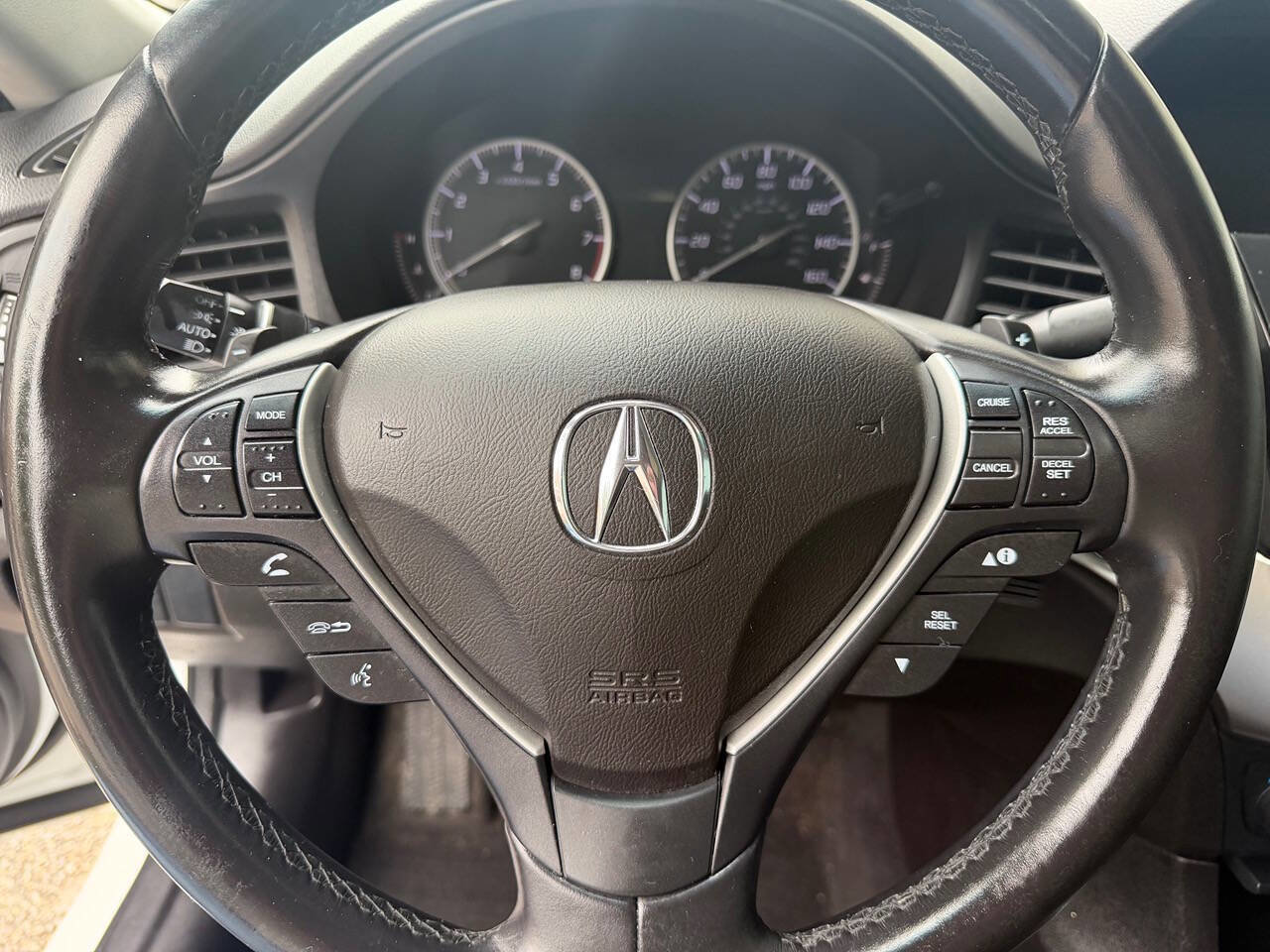 Used 2017 Acura ILX FWD image 23