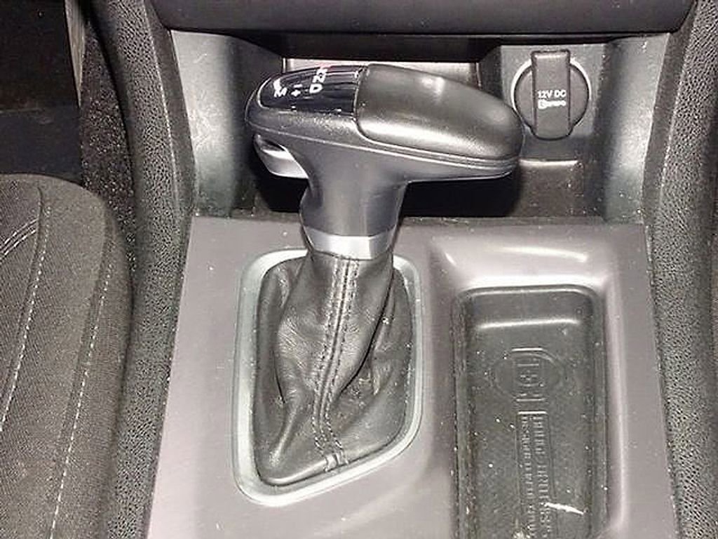 Used 2023 Dodge Charger SXT image 37