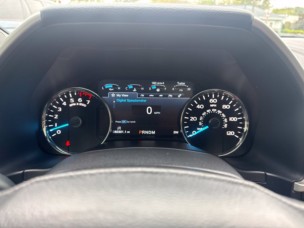 Used 2020 Ford F150 Lariat w/ Equipment Group 502A Luxury AWD/4WD image 18