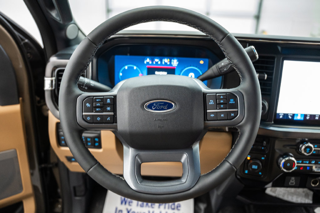 New 2026 Ford F350 Lariat w/ Lariat Premium Package AWD/4WD image 32