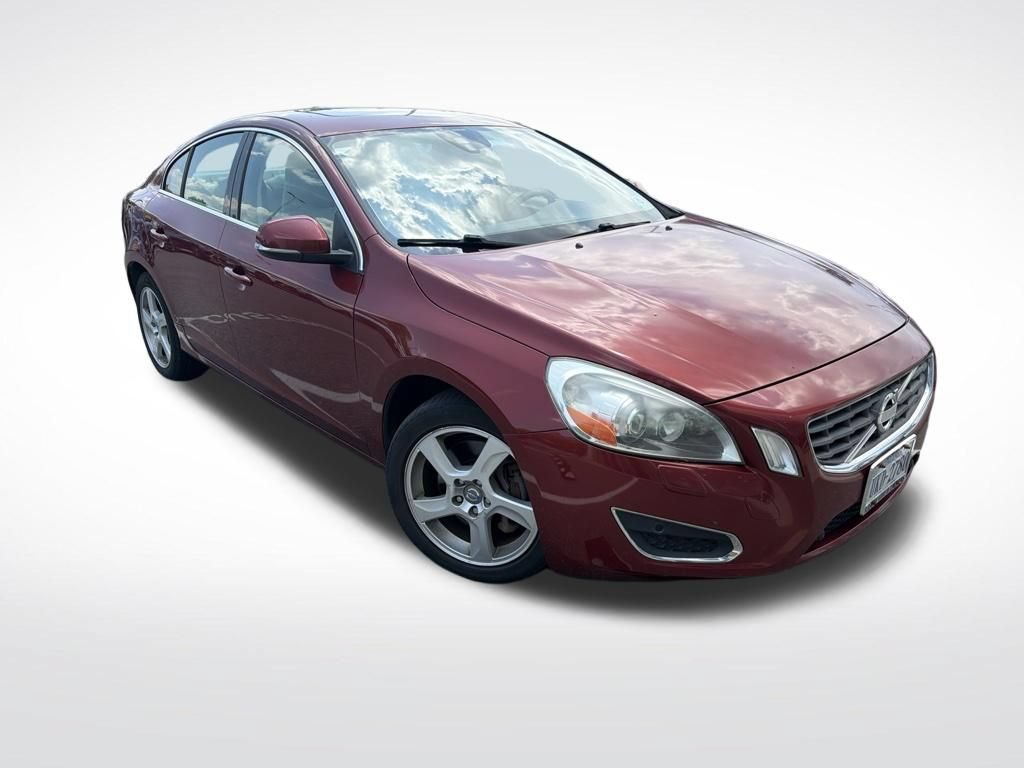 Used 2013 Volvo S60 T5 AWD/4WD video 2