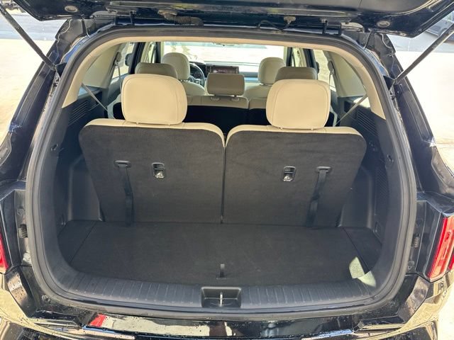 Used 2023 Kia Sorento S w/ Panoramic Sunroof Package FWD image 14