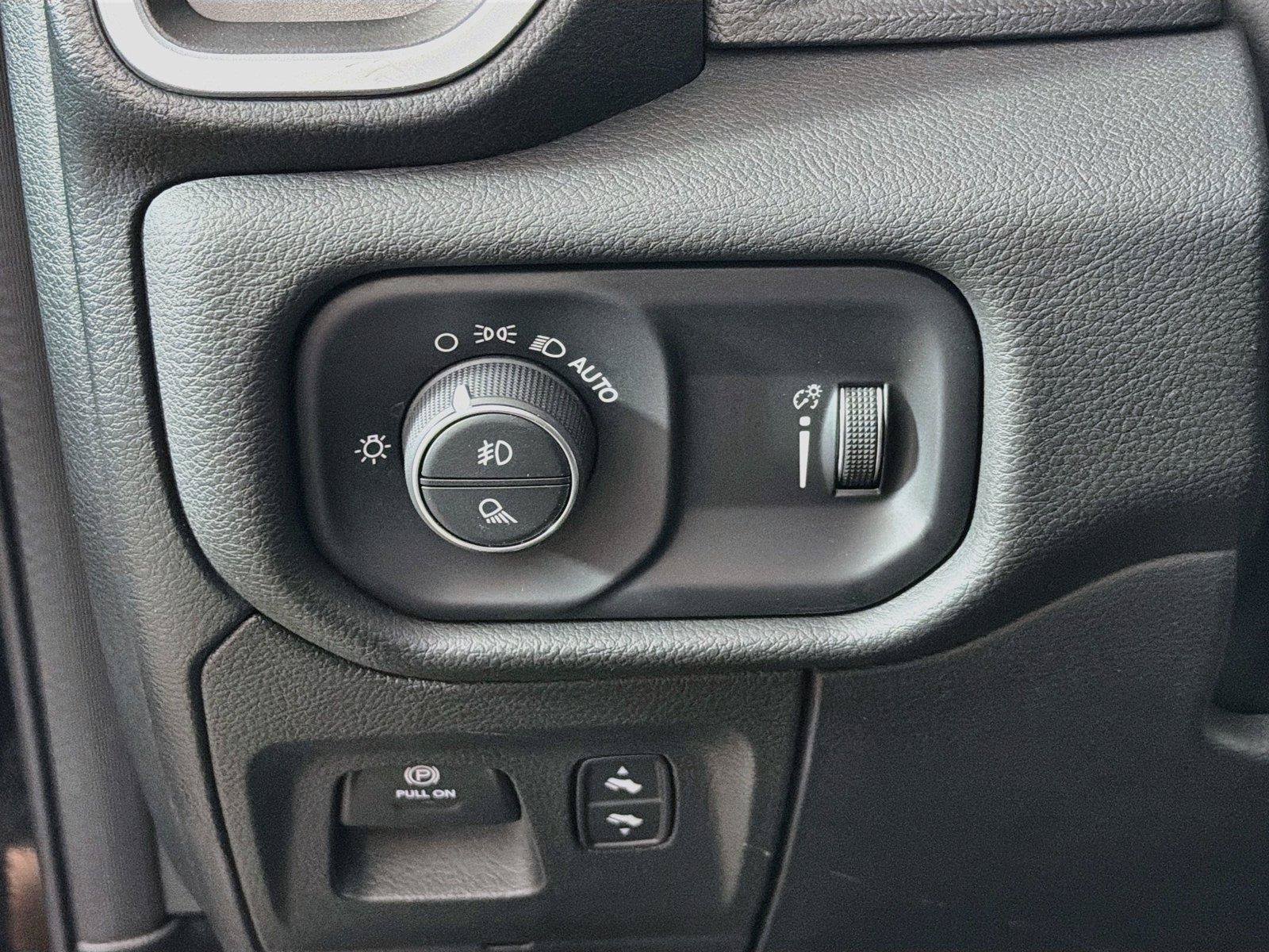 Used 2023 RAM 1500 Big Horn AWD/4WD image 17