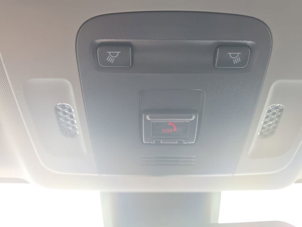 Used 2024 Toyota Camry LE FWD image 32