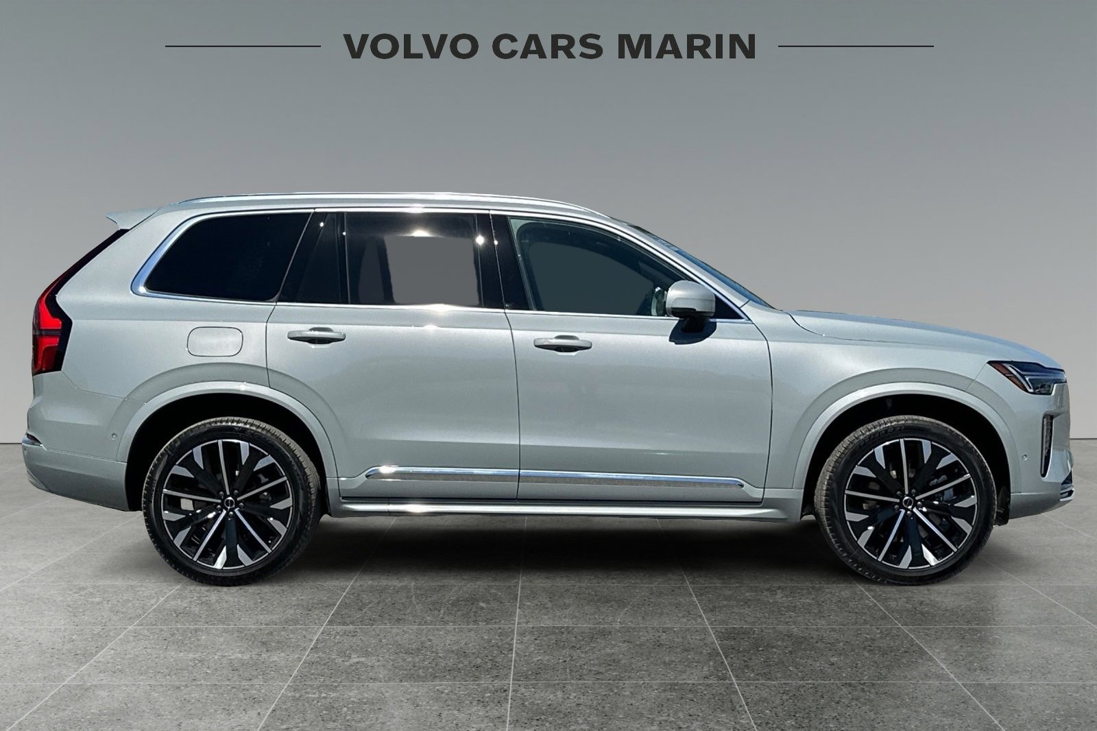 New 2026 Volvo XC90 T8 Plus image 8