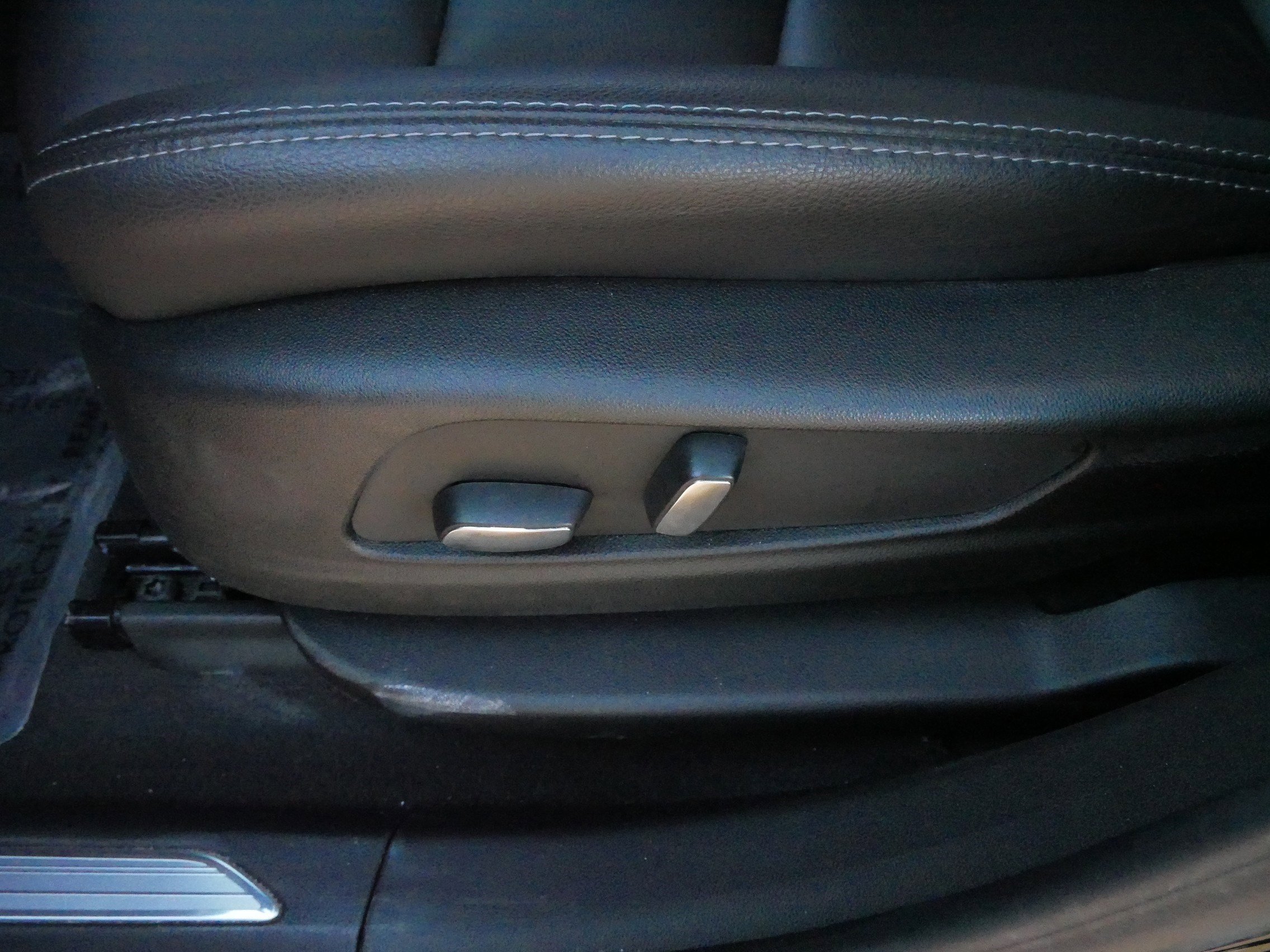 Certified 2024 Cadillac XT5 Luxury image 20