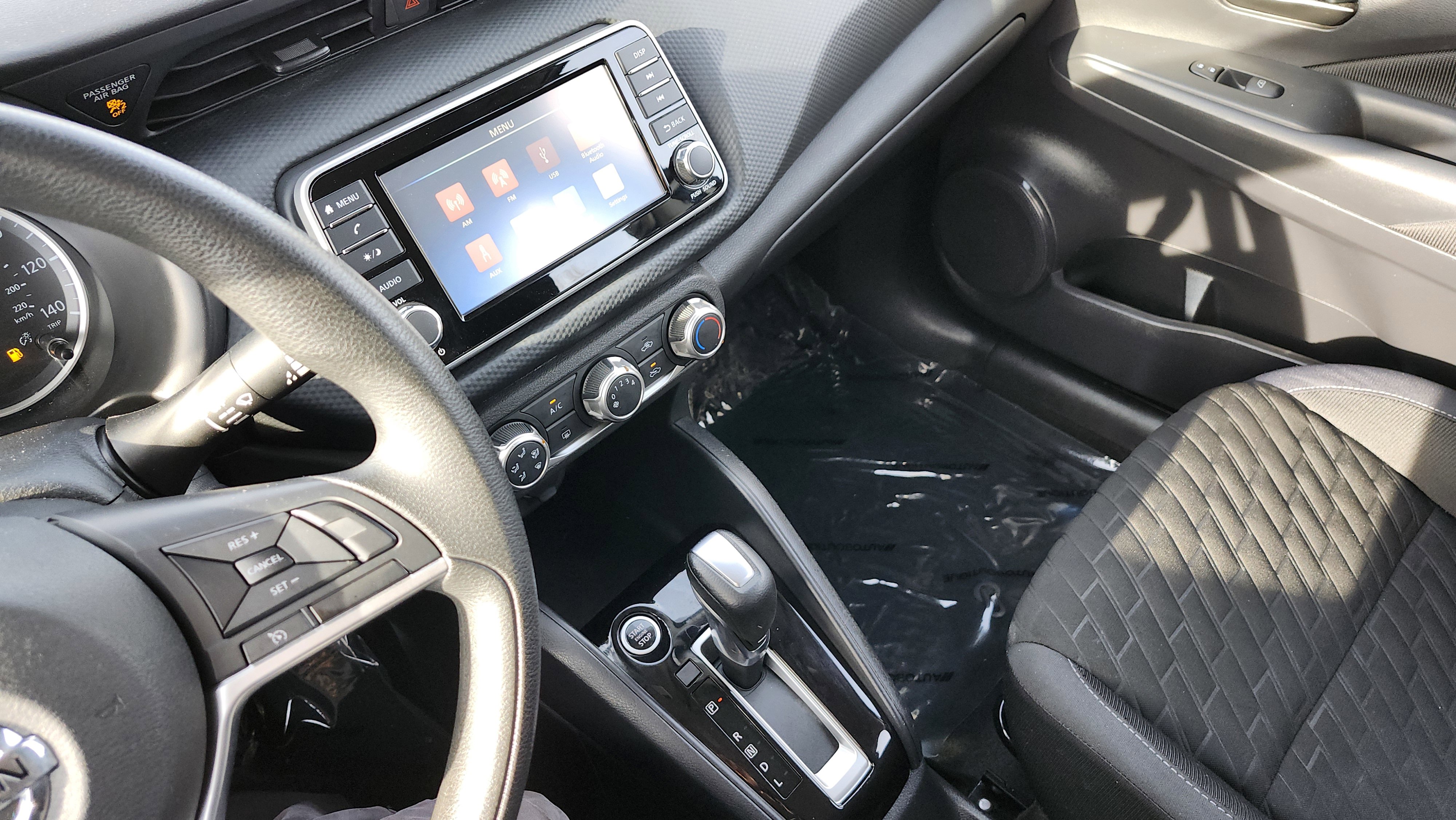 Used 2021 Nissan Kicks S image 26