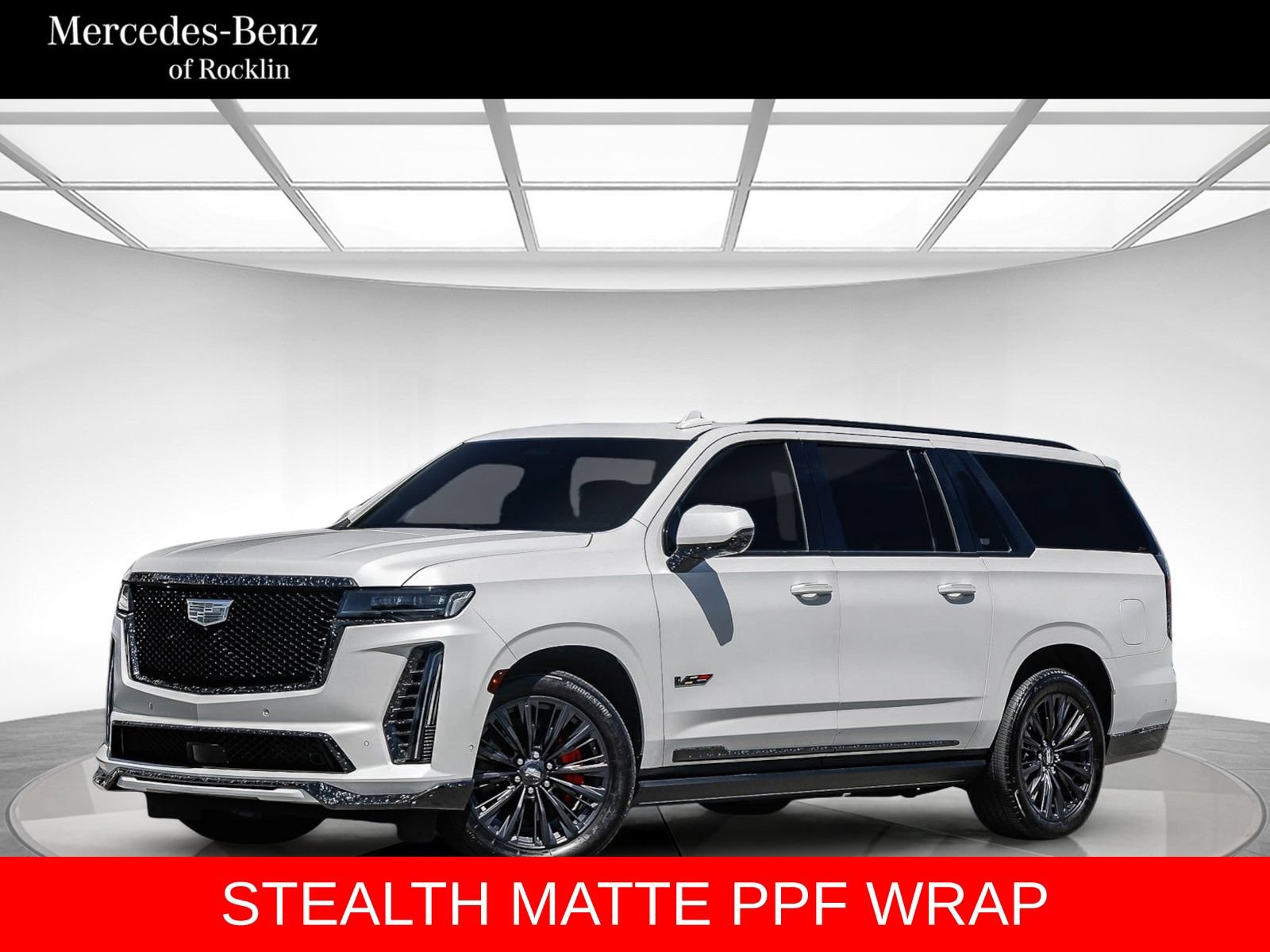 Used 2023 Cadillac Escalade ESV V w/ LPO, ONYX Package AWD/4WD image 1
