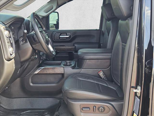 Used 2023 GMC Sierra 2500 Denali w/ Denali Ultimate Package image 17