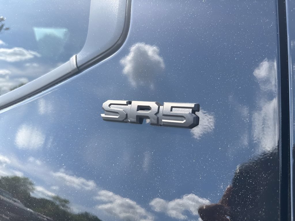 Used 2025 Toyota Tundra SR5 AWD/4WD image 36