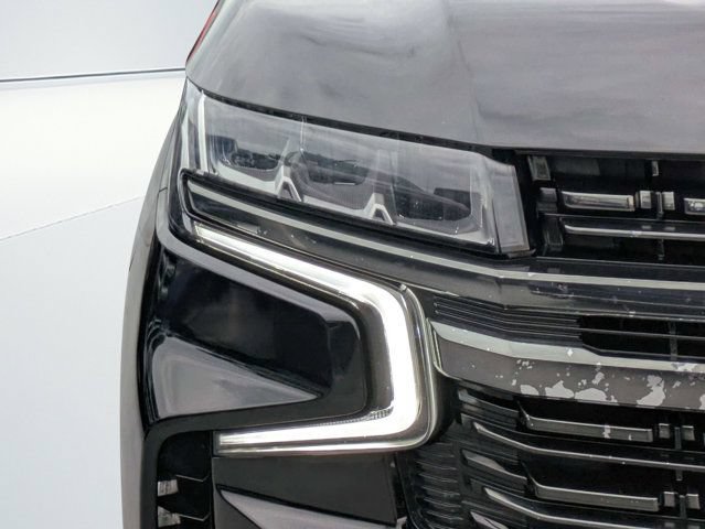 Used 2021 Chevrolet Suburban RST w/ Luxury Package RWD image 9
