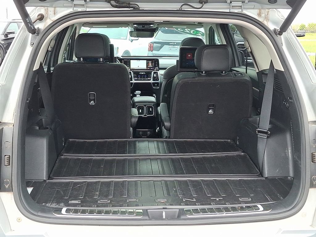 Certified 2023 Kia Sorento SX AWD/4WD image 29