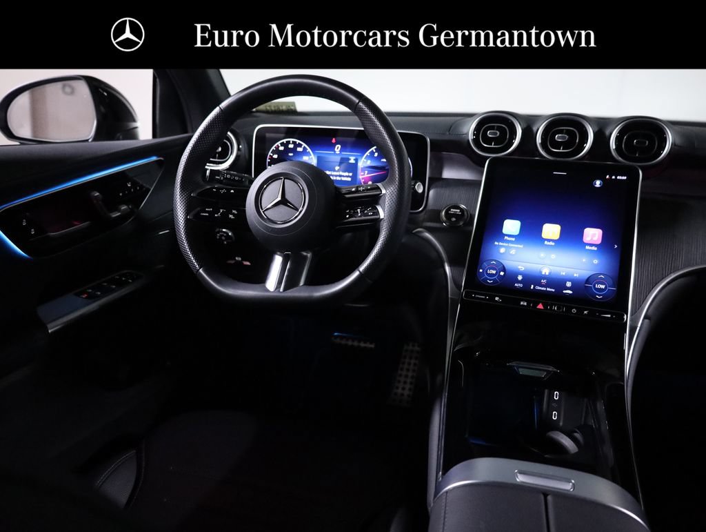 Used 2026 Mercedes-Benz GLC 300 4MATIC image 40