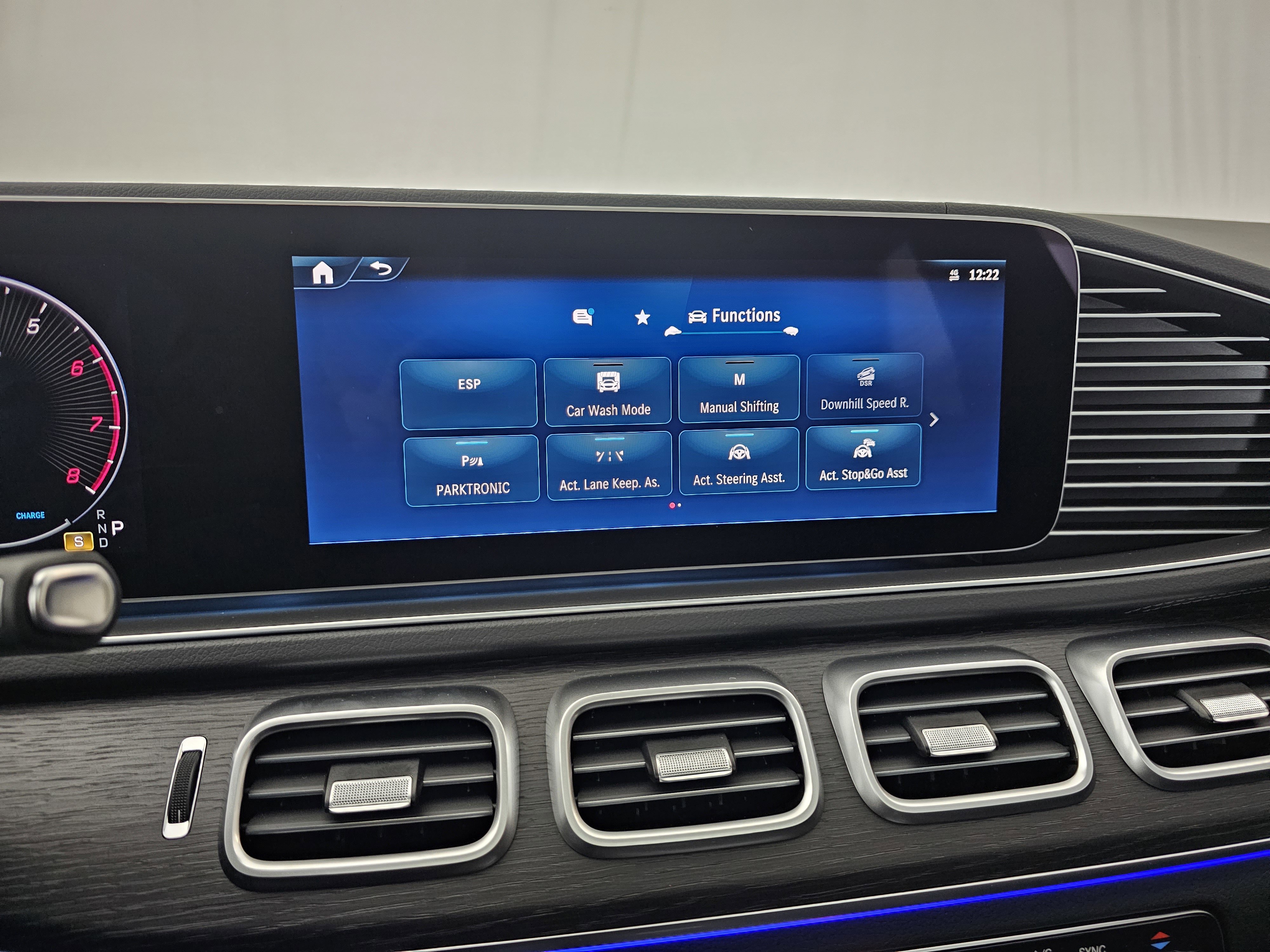 New 2026 Mercedes-Benz GLE 450 4MATIC Coupe image 46