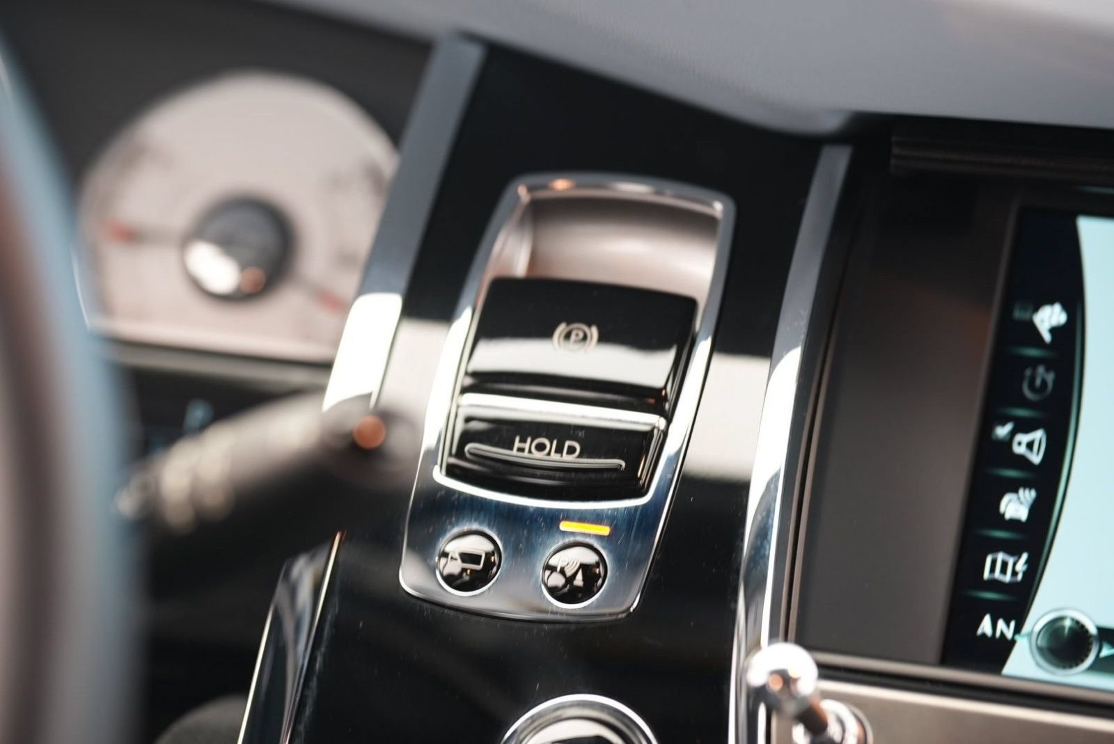 Certified 2020 Rolls-Royce Ghost RWD image 31