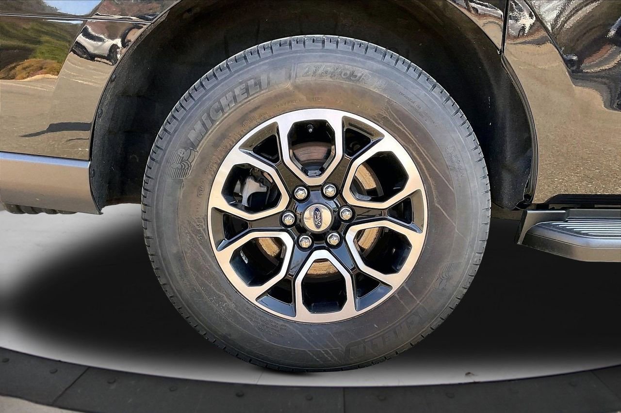 Used 2024 Ford Expedition Max XLT image 38