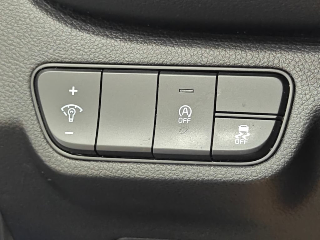 Used 2024 Kia Seltos S AWD/4WD image 46