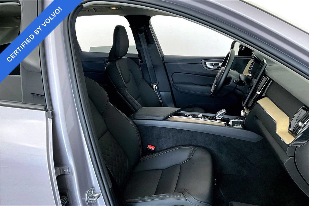 Certified 2026 Volvo XC60 B5 Plus AWD/4WD image 8